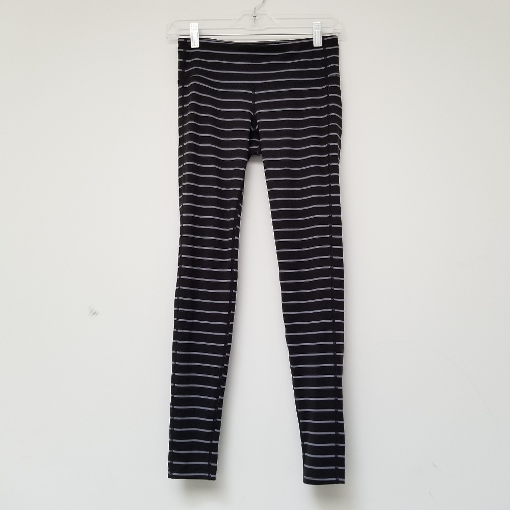 Athleta Chaturanga Leggings Black and White Stripe Size XS